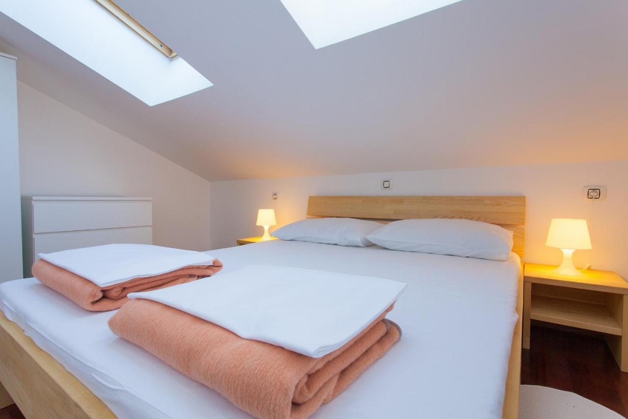 Bed&Breakfast Lucija Bed & Breakfast Punat Bagian luar foto