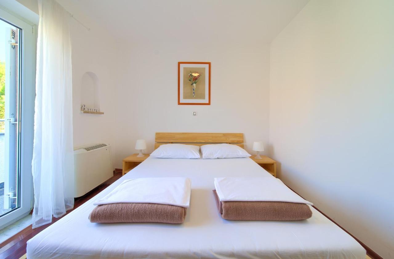 Bed&Breakfast Lucija Bed & Breakfast Punat Bagian luar foto