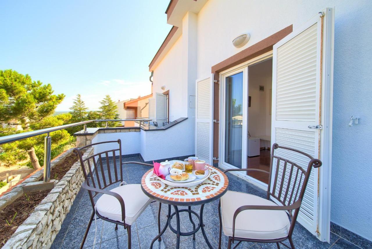 Bed&Breakfast Lucija Bed & Breakfast Punat Bagian luar foto