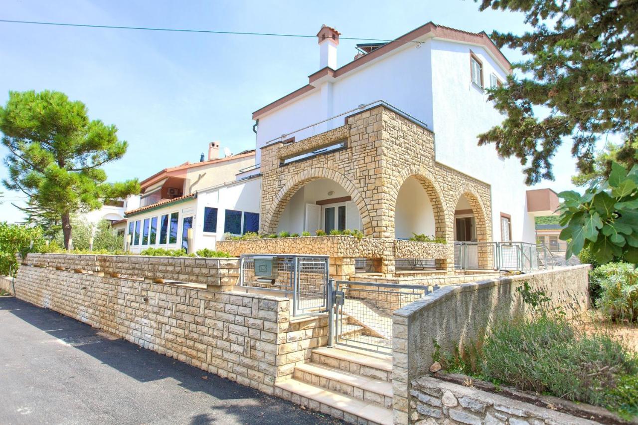 Bed&Breakfast Lucija Bed & Breakfast Punat Bagian luar foto