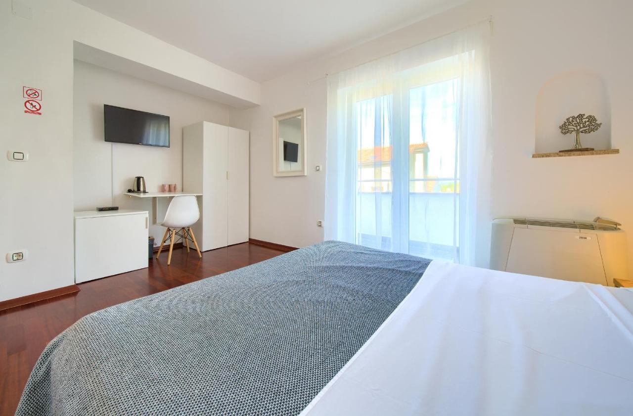 Bed&Breakfast Lucija Bed & Breakfast Punat Bagian luar foto