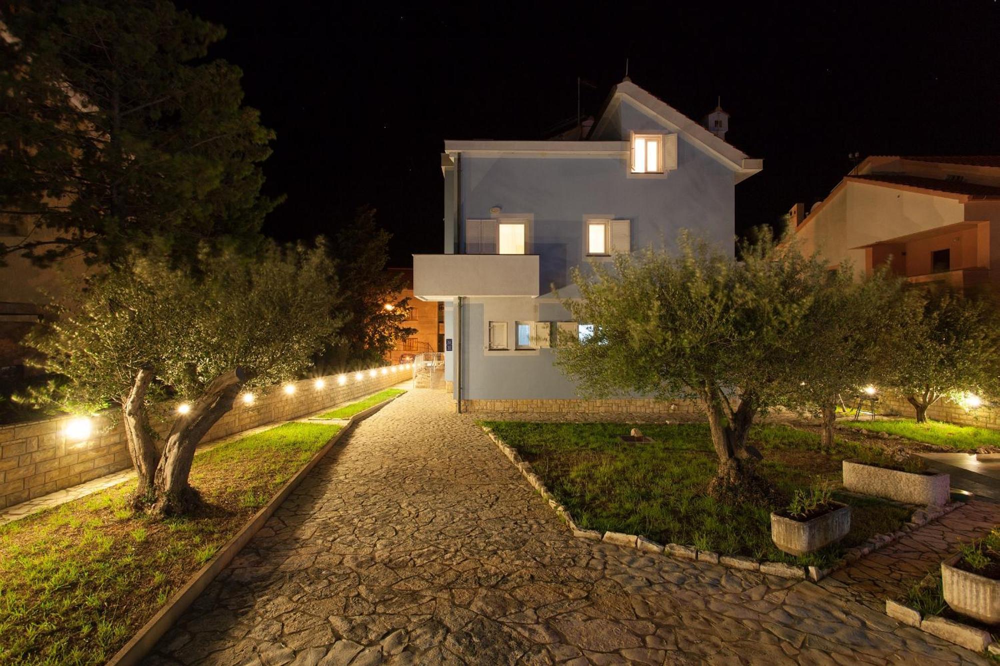 Bed&Breakfast Lucija Bed & Breakfast Punat Bagian luar foto